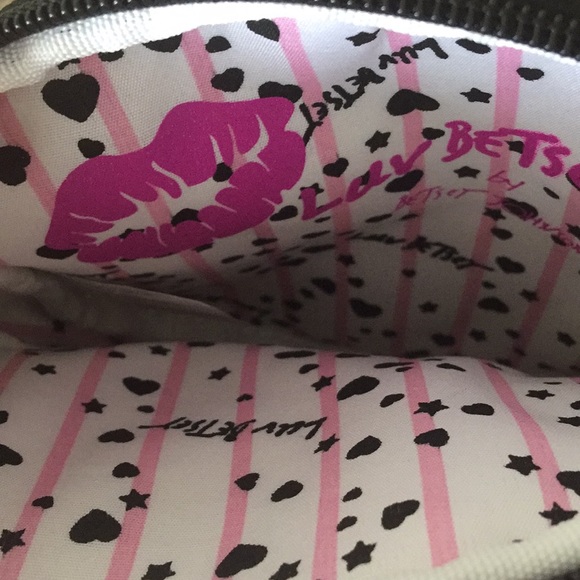 Luv Betsey by Betsey Johnson multi coin purse - Picture 3 of 3